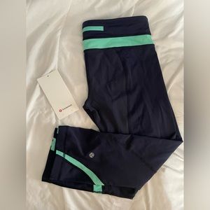 Lululemon Inspire Size 8 Crop